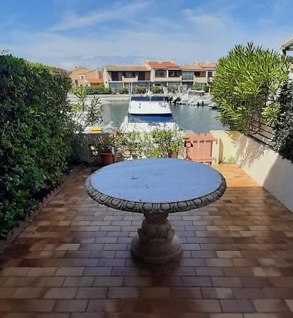 Villa Aux Capellans Sur La Marina Pour 4 Personnes - Vue Marina - Parking - Plage A 5 Min A Pied Saint-Cyprien  Buitenkant foto
