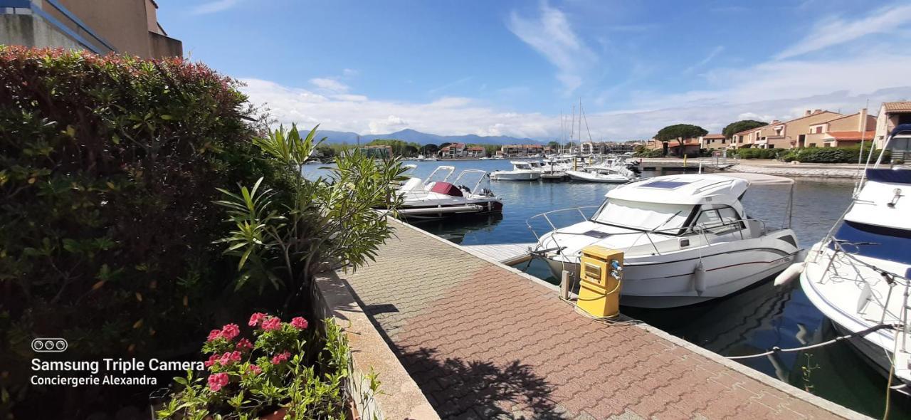 Villa Aux Capellans Sur La Marina Pour 4 Personnes - Vue Marina - Parking - Plage A 5 Min A Pied Saint-Cyprien  Buitenkant foto